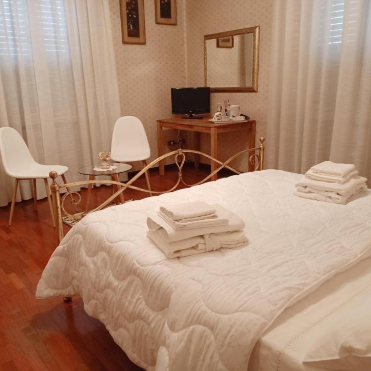 La Casa Di Tino Hotel Fontanellato Ngoại thất bức ảnh